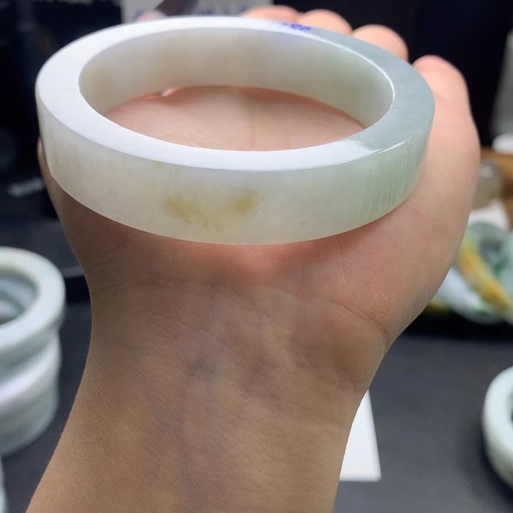 定制翡翠翡翠手镯未镶嵌