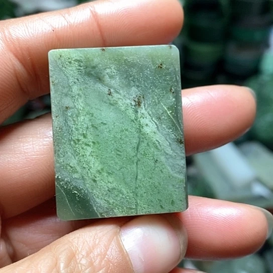 未镶嵌和田玉（糖玉）珠宝半成品