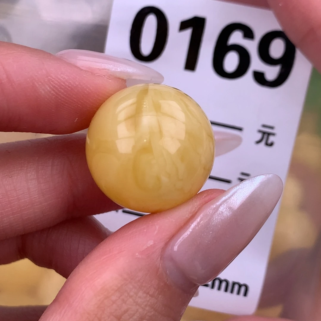 蜜蜡未镶嵌珠宝奇石19.5接近全