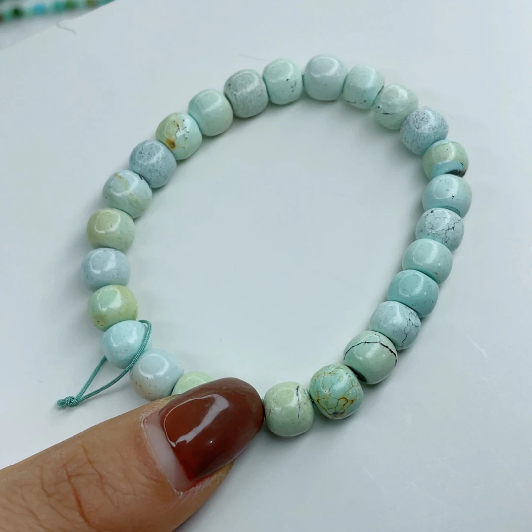 绿松石颈饰未镶嵌