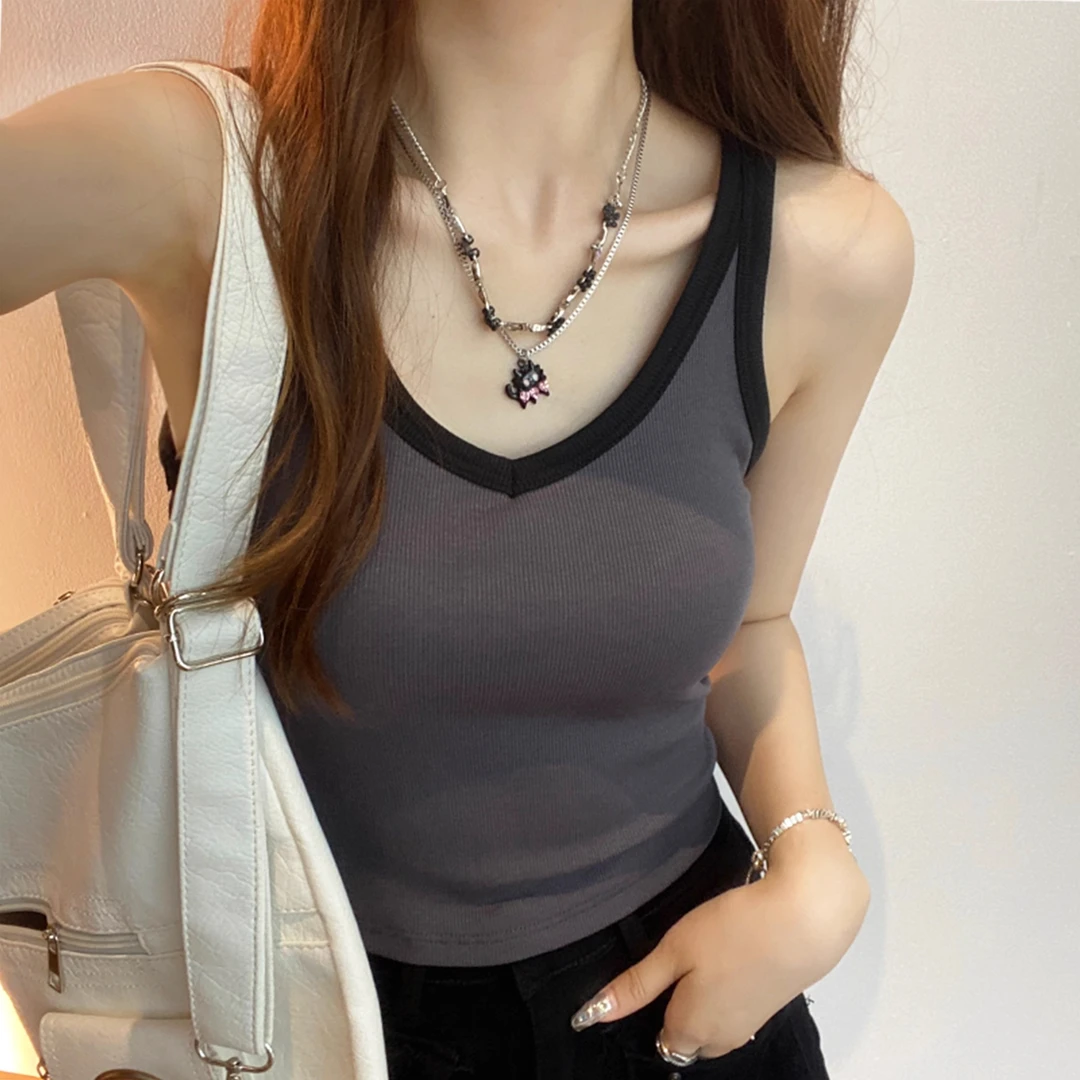 带胸垫吊带背心女夏季2025新款V领高级感打底外穿别致独特小上衣