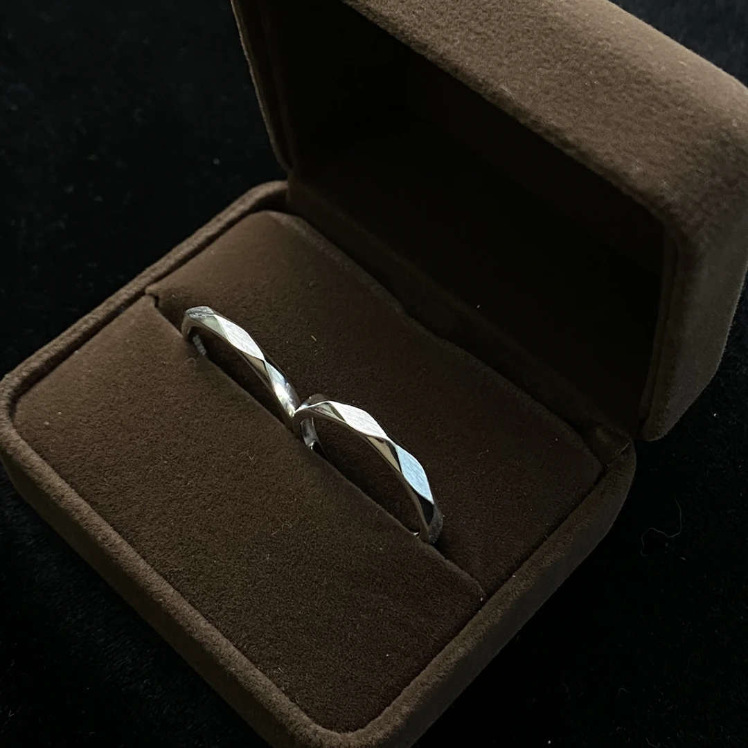 足银戒指 百合提亚尔纯银新款足银情侣戒指简约大气款