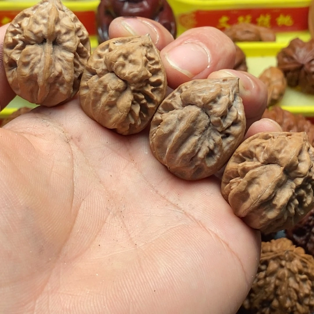 文玩核桃吊坠小涵22