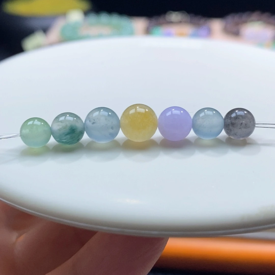 翡翠未镶嵌颈饰一组珠珠（可单出）