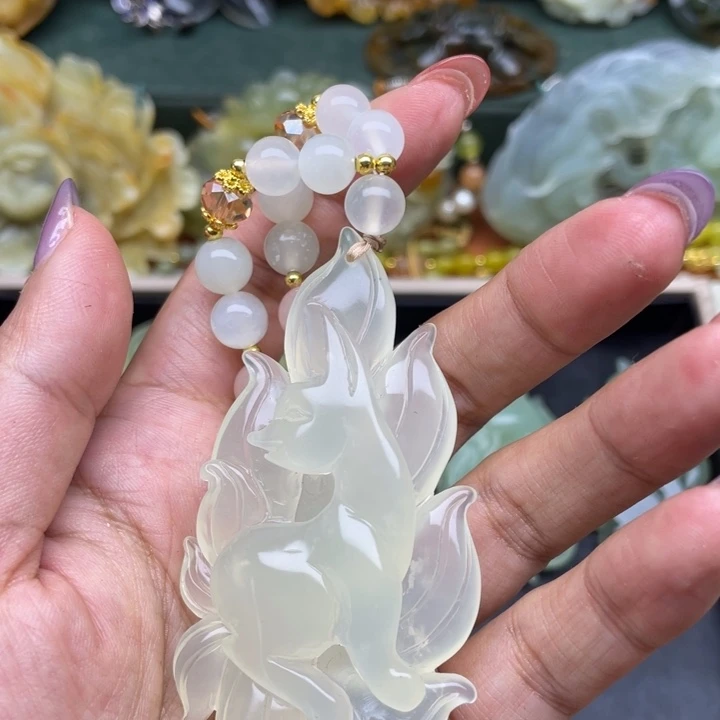 蛇纹石玉未镶嵌吊坠天*蓝