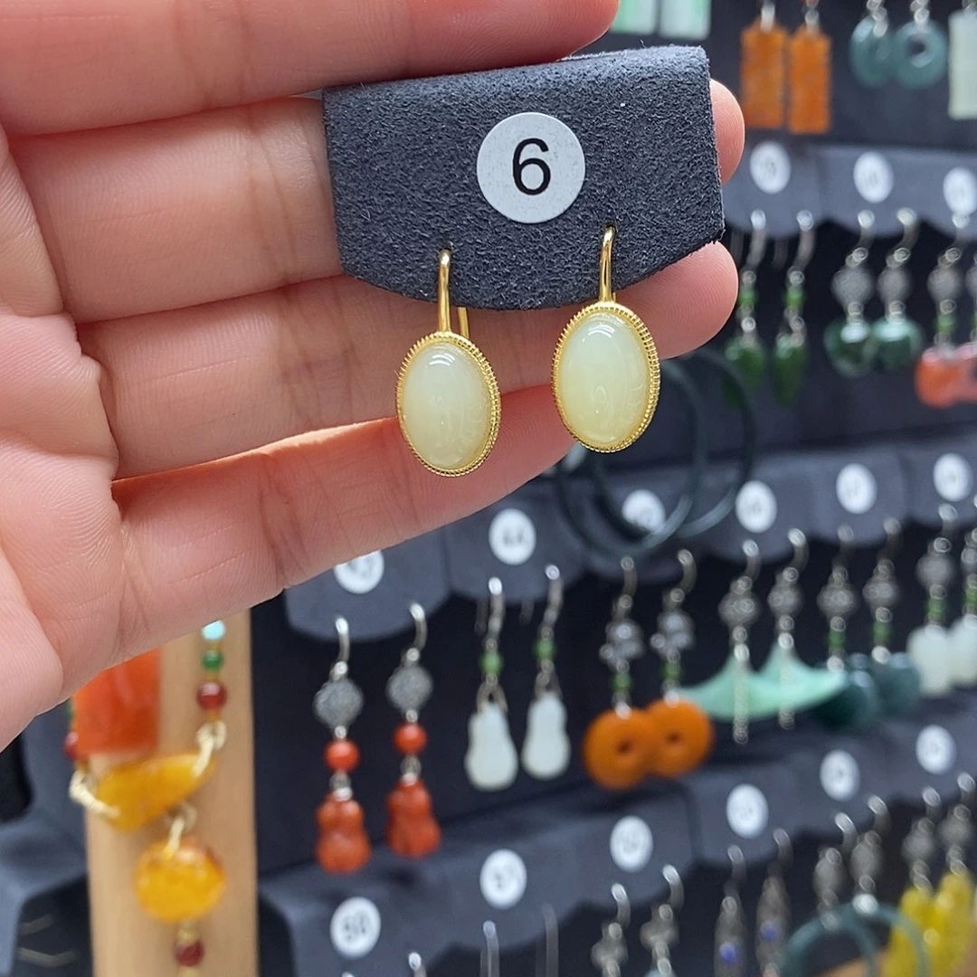 棘***龙和田玉银S925镶嵌耳饰