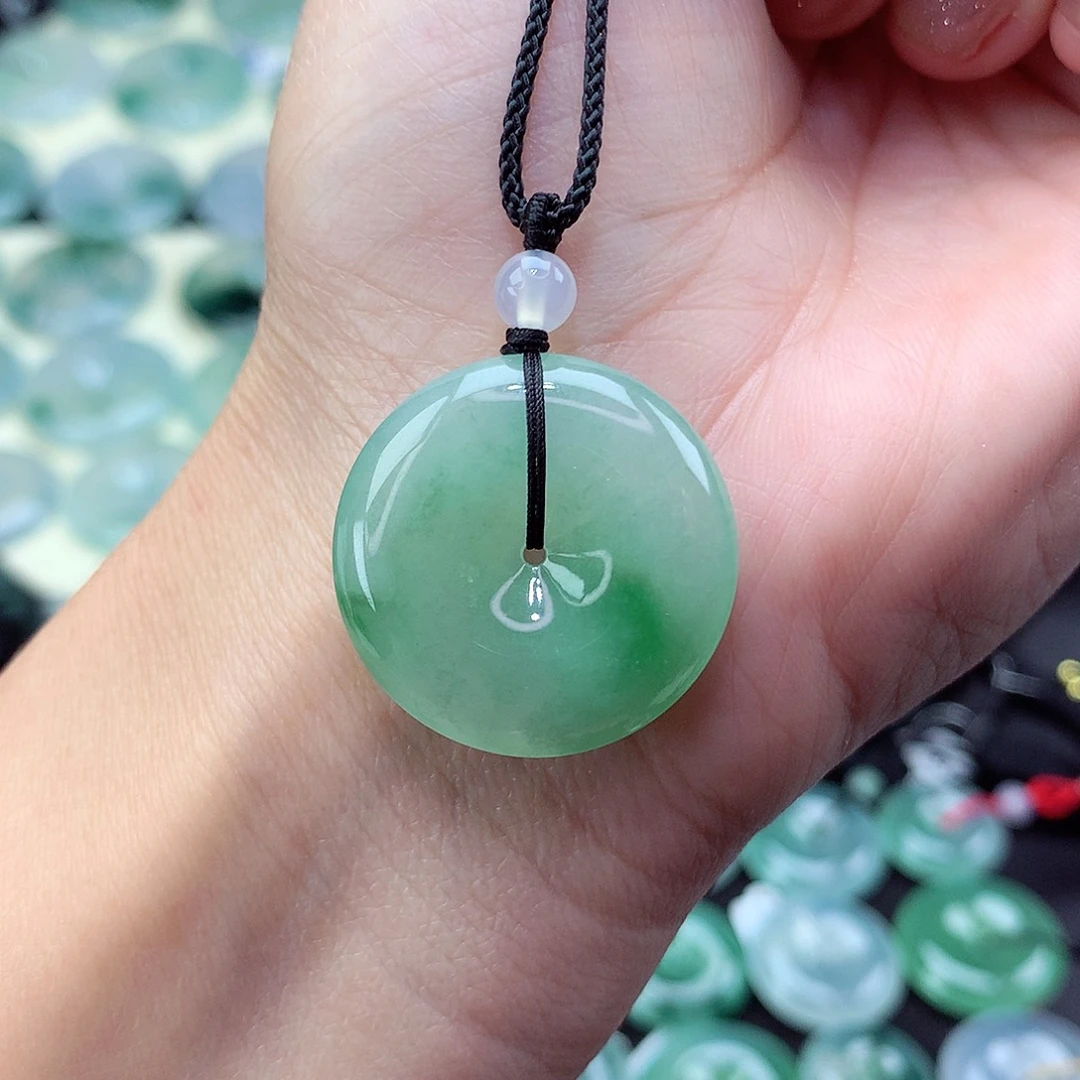 翡翠颈饰未镶嵌心*尺寸25/5.3