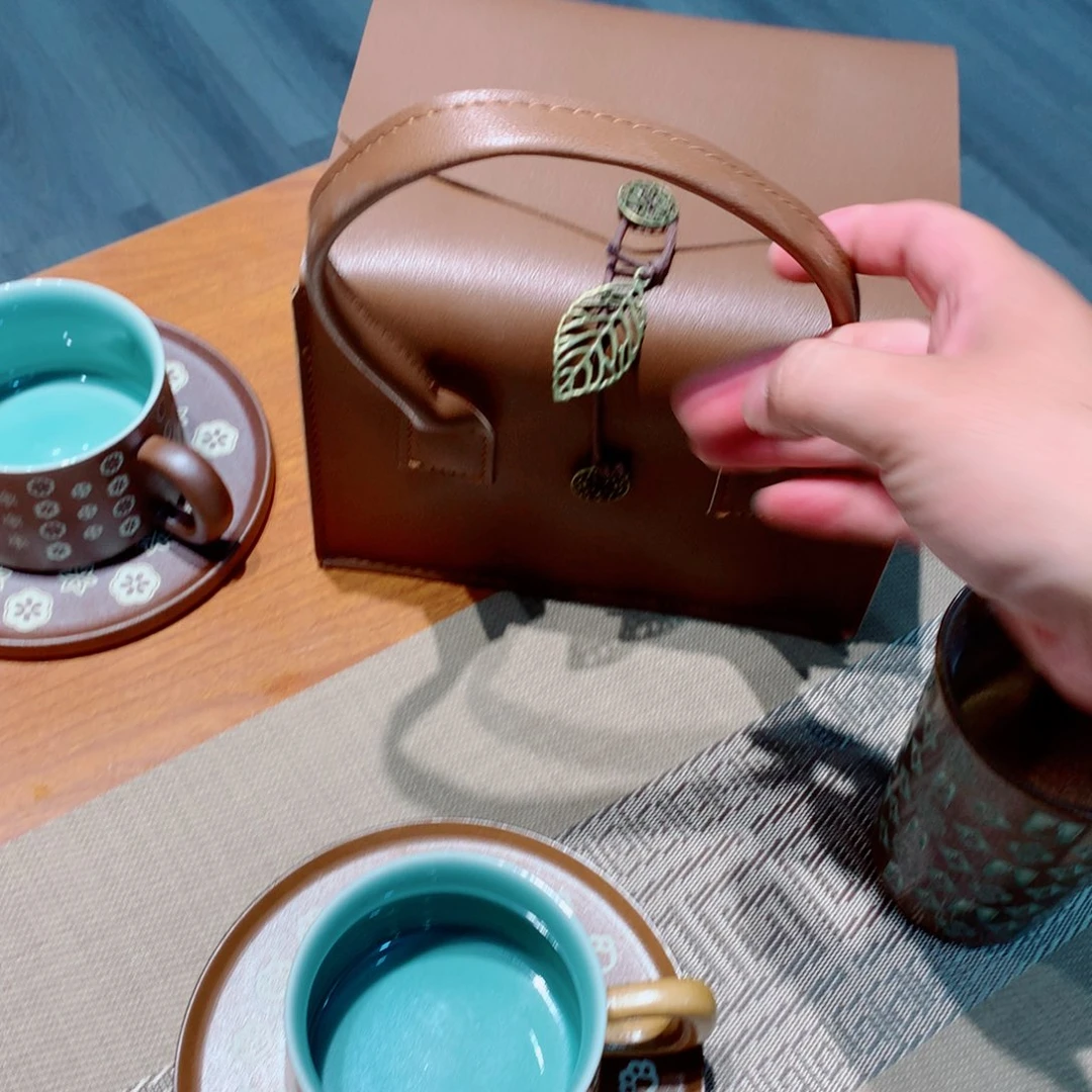 C***龙泉青瓷茶具一套