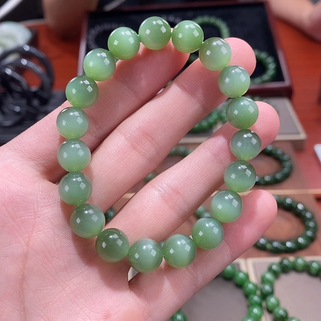 手串未镶嵌和田玉（碧玉）粉青一线猫手串