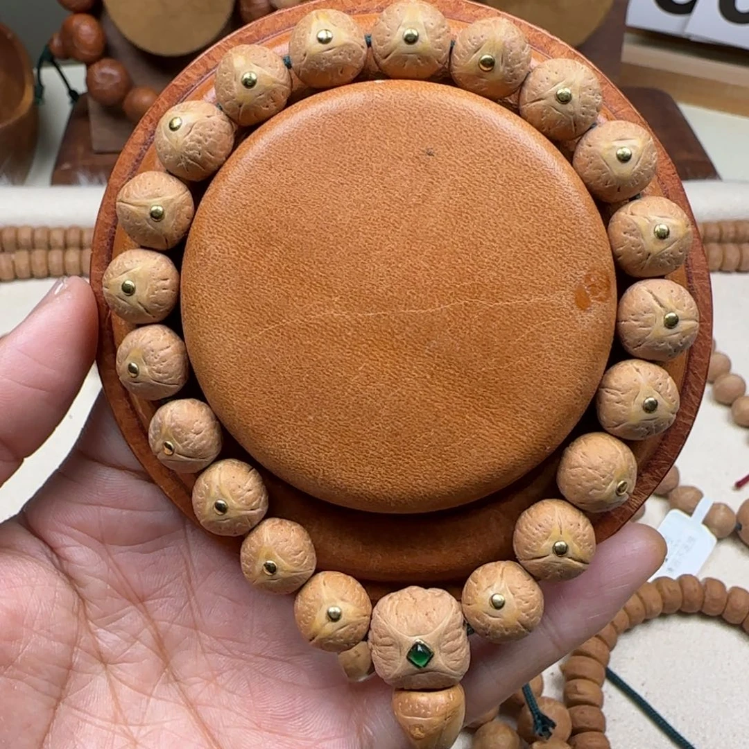 凤眼菩提吊坠11.5实心龙眼镶嵌