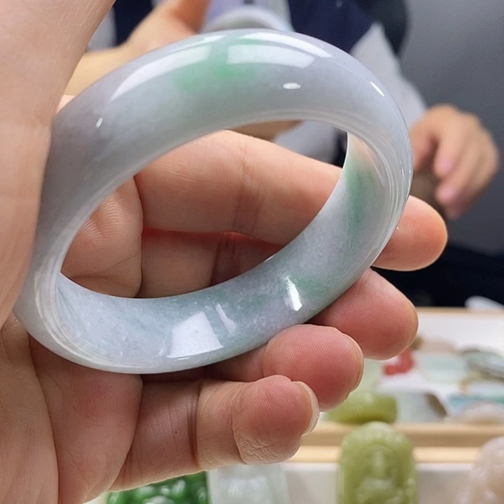 翡翠未镶嵌手镯翡翠