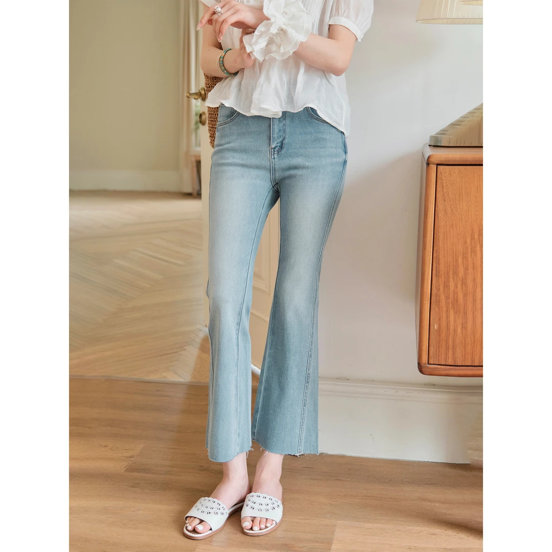 且可ChillCozy 堪培拉 高含棉四面弹微喇毛边九分牛仔裤