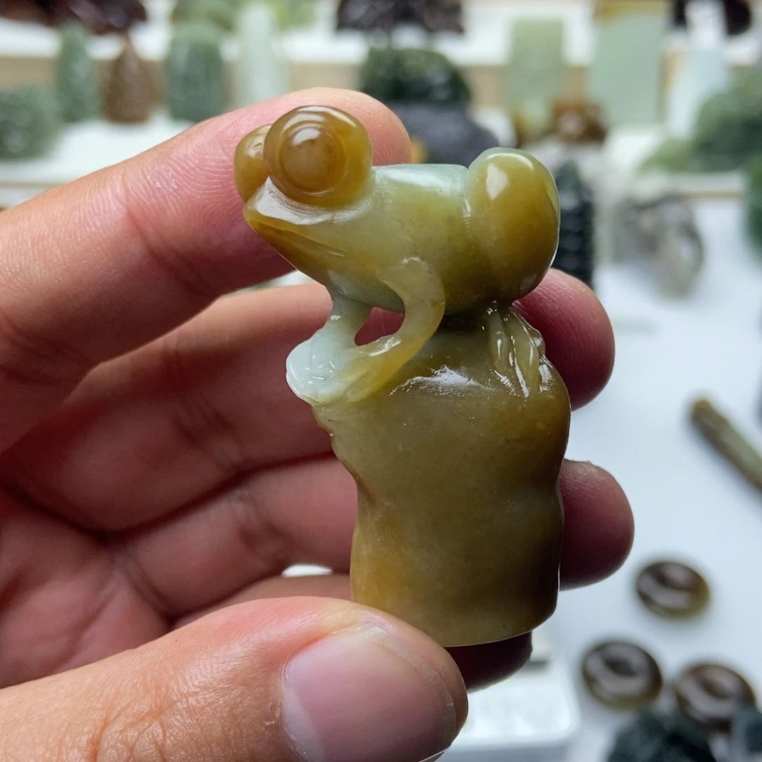 【闪购商品】颈饰未镶嵌和田玉