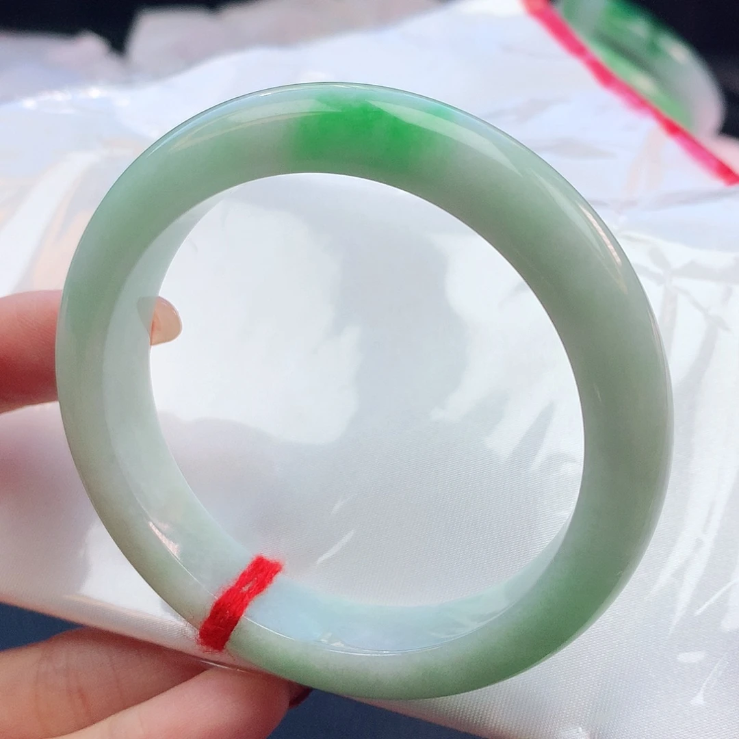 翡翠手镯未镶嵌56圈口880482
