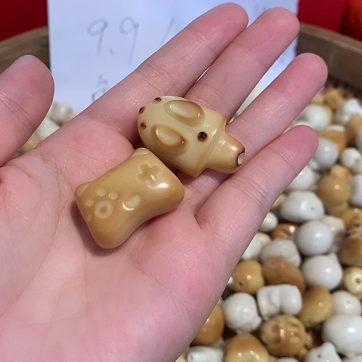 菩提根/象牙果手串象牙果2颗混 瑕疵