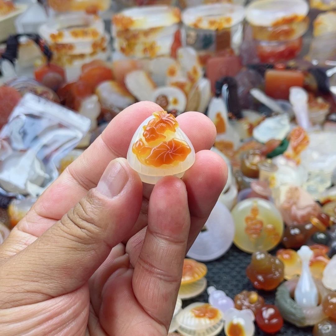 玛瑙/玉髓颈饰未镶嵌