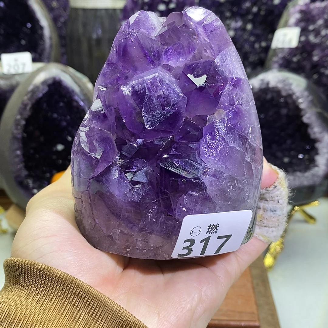 紫晶大型摆件（非配饰）未镶嵌