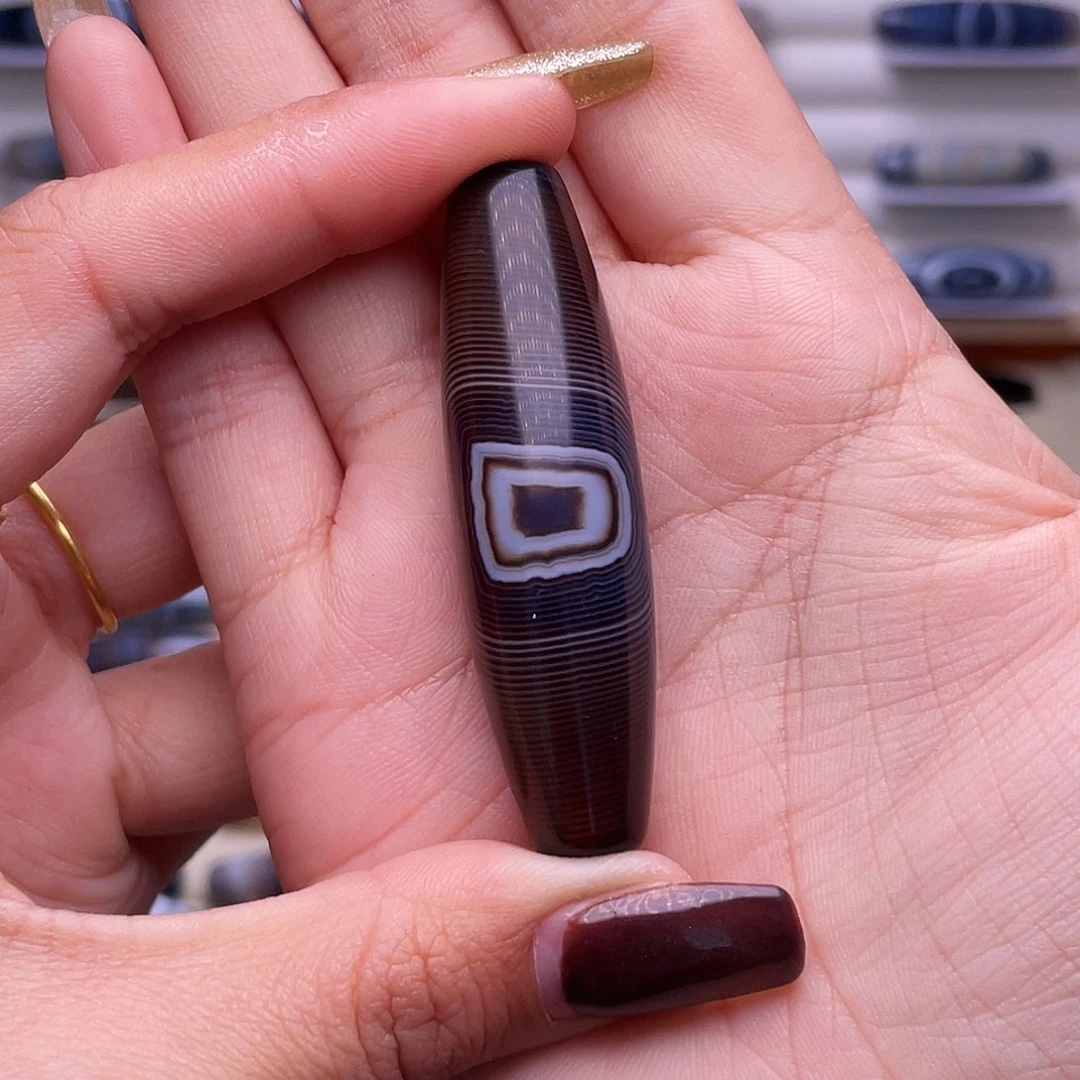 宁***a玛瑙/玉髓未镶嵌颈饰