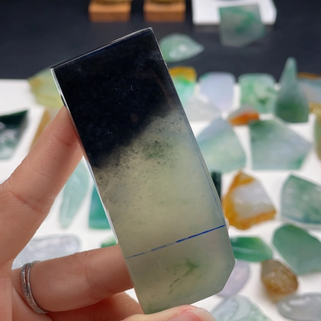 定制翡翠未镶嵌包工包料