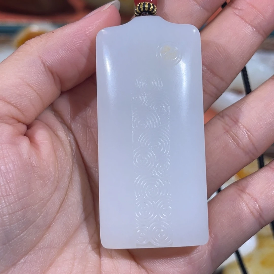 无***畏颈饰未镶嵌和田玉