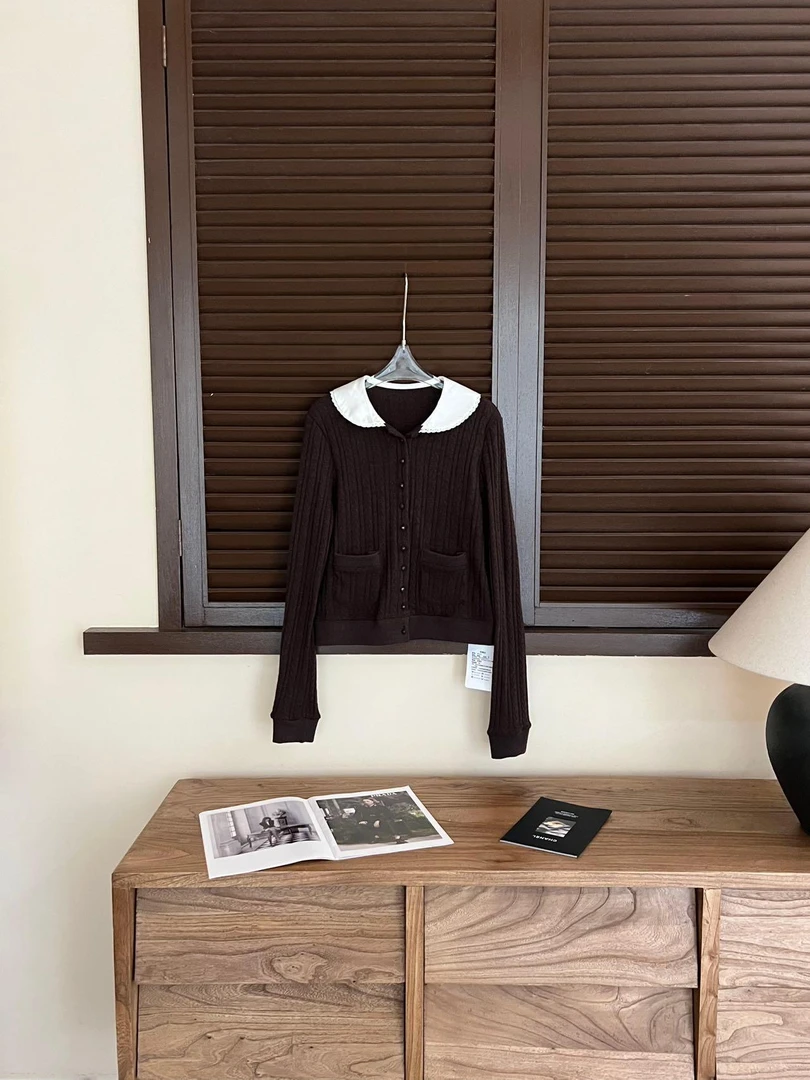 【赵小小yimao】8955 减龄娃娃领长袖针织女秋季修身显瘦百搭上衣