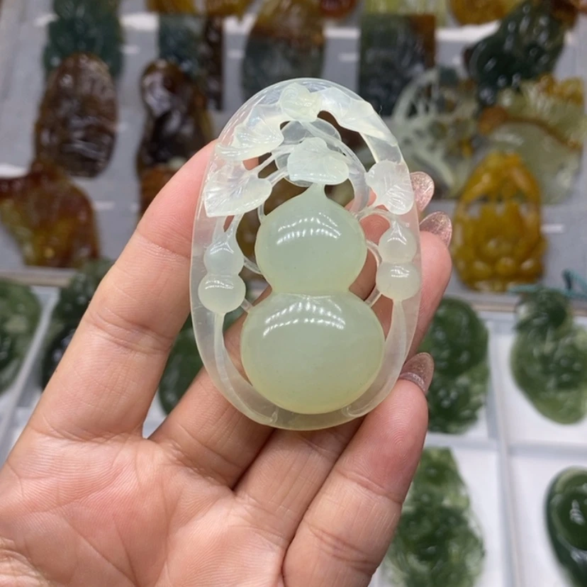 【闪购商品】蛇纹石玉颈饰未镶嵌