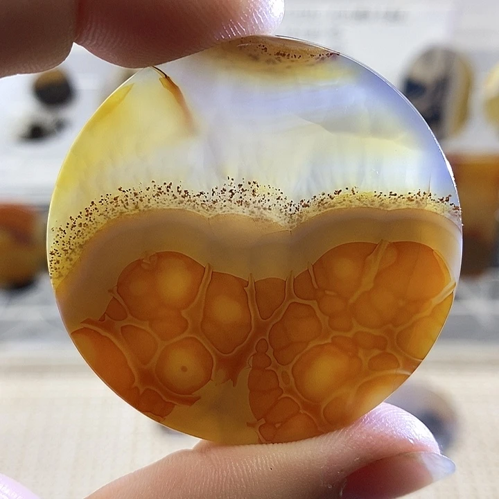 未镶嵌颈饰玛瑙/玉髓