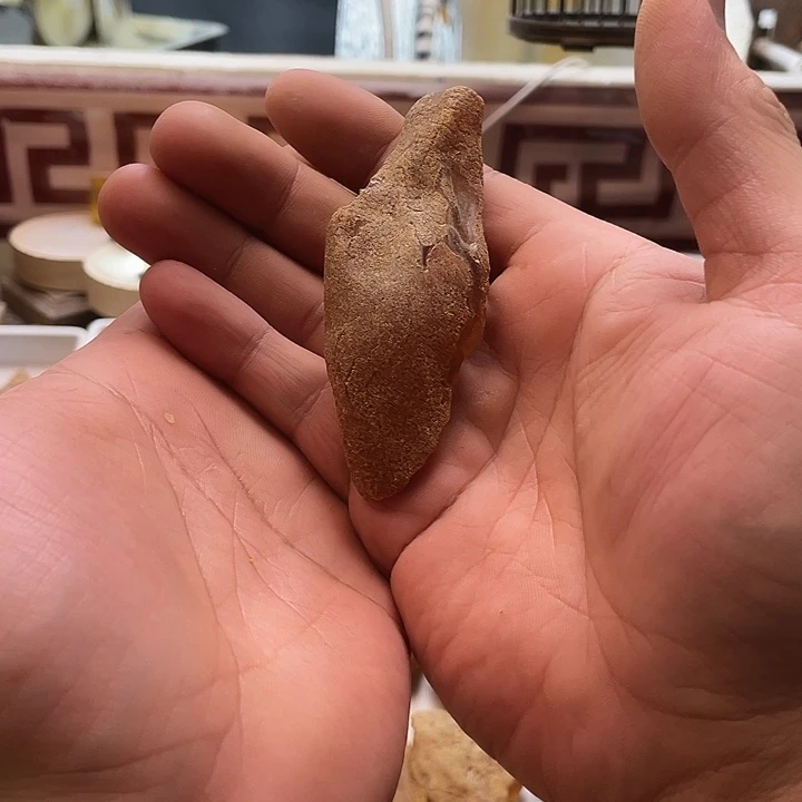 蒢***未镶嵌定制琥珀天然琥珀蜜蜡