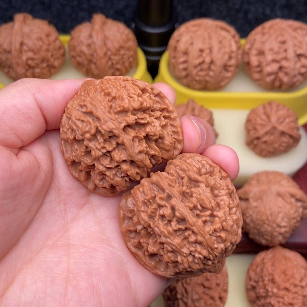 文玩核桃吊坠41➕精品红皮老树满天星