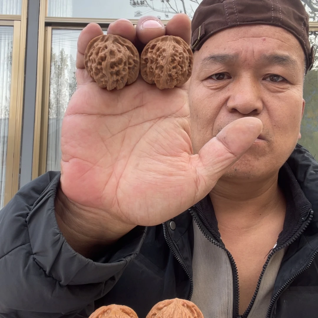 阡***尘文玩核桃吊坠苹果37