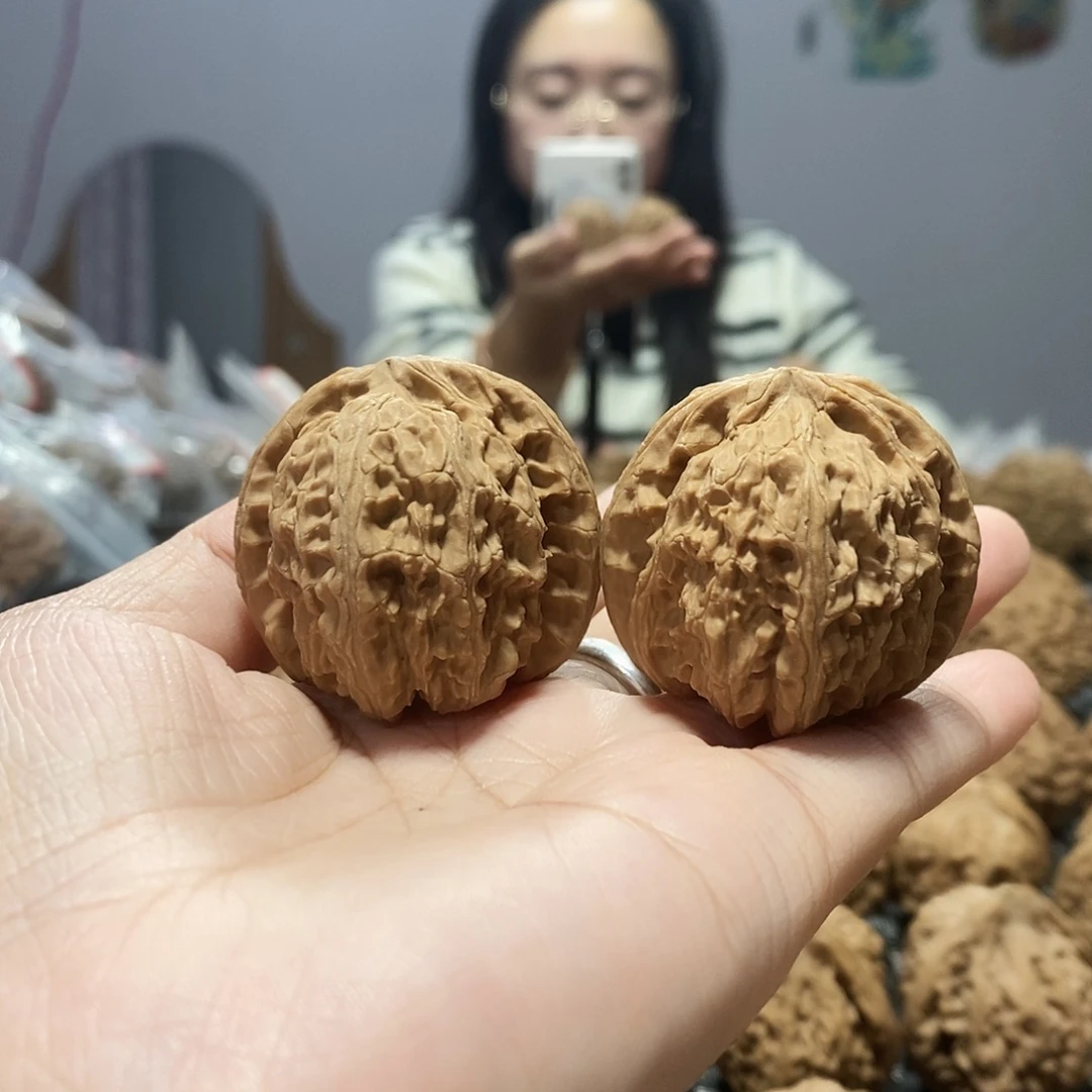 桃核吊坠白狮子39磕