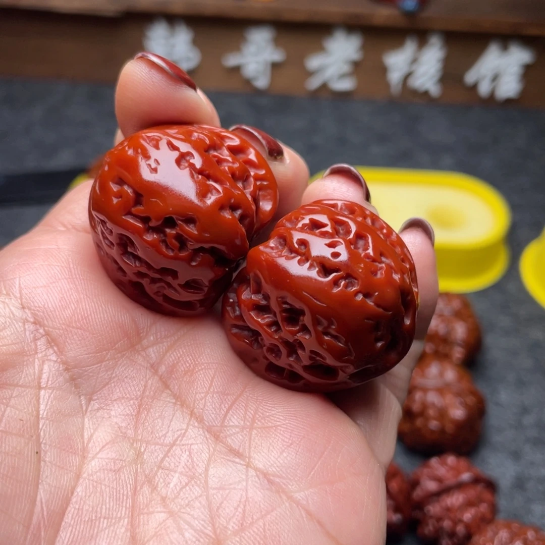 文玩核桃吊坠文玩核桃 手把件 宫灯