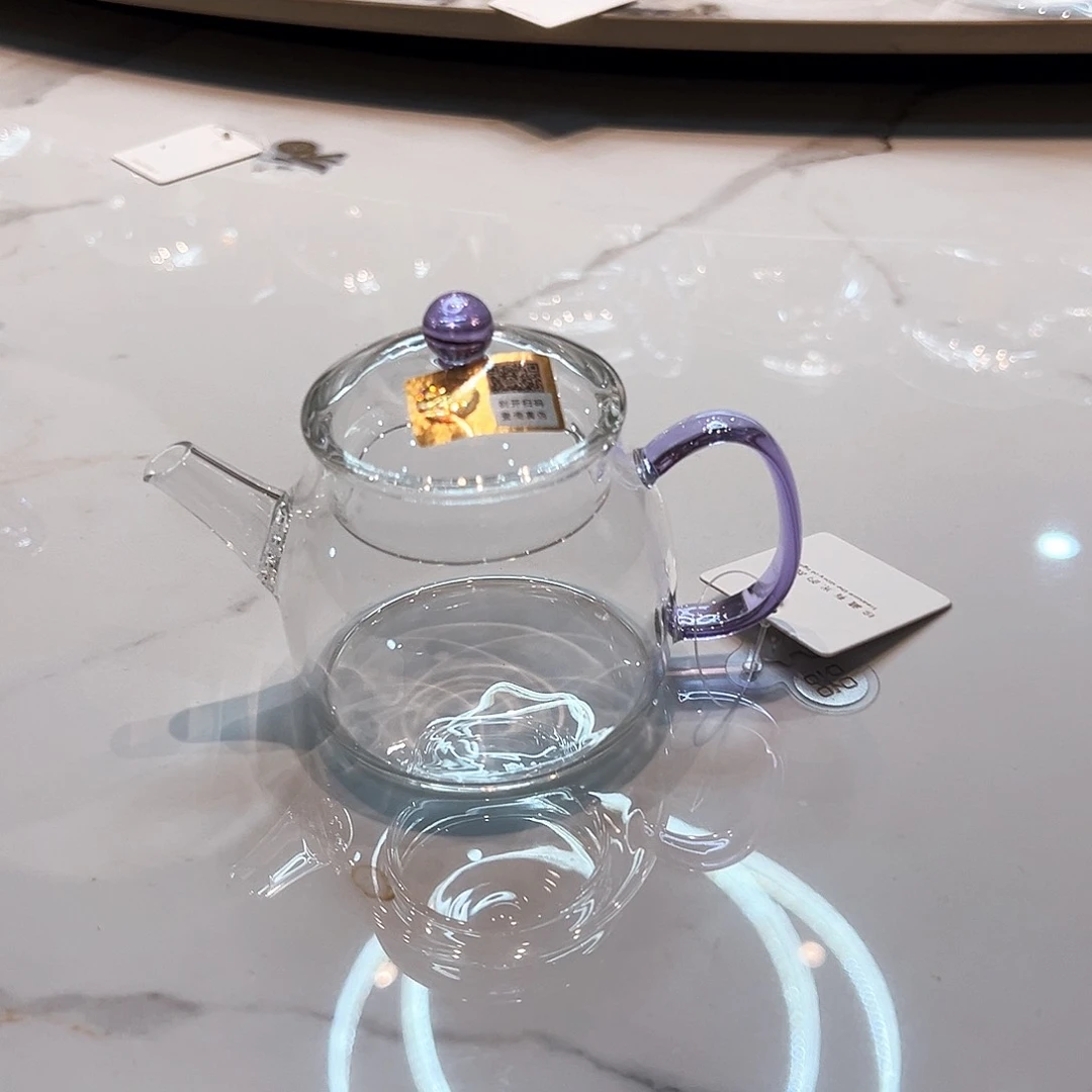 言卿壶浅紫色。。。。。。。。。