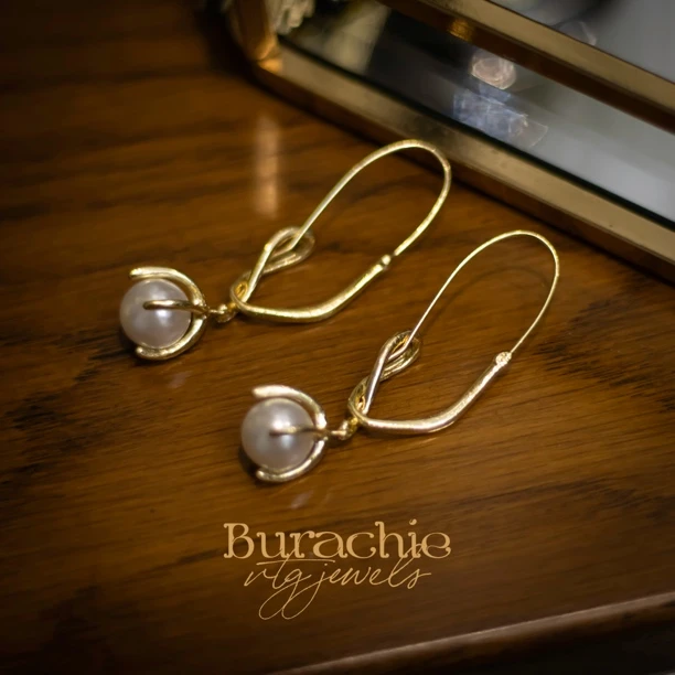 铜合金耳饰 【8472】周年珍藏英｜经典原标克拉款CrownFrett