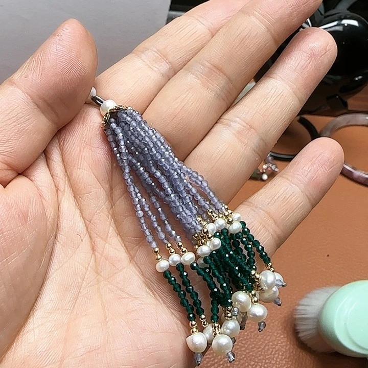 蛇纹石玉颈饰未镶嵌玉*.