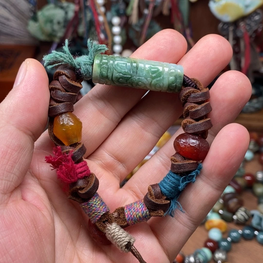 玛瑙/玉髓颈饰未镶嵌果****)