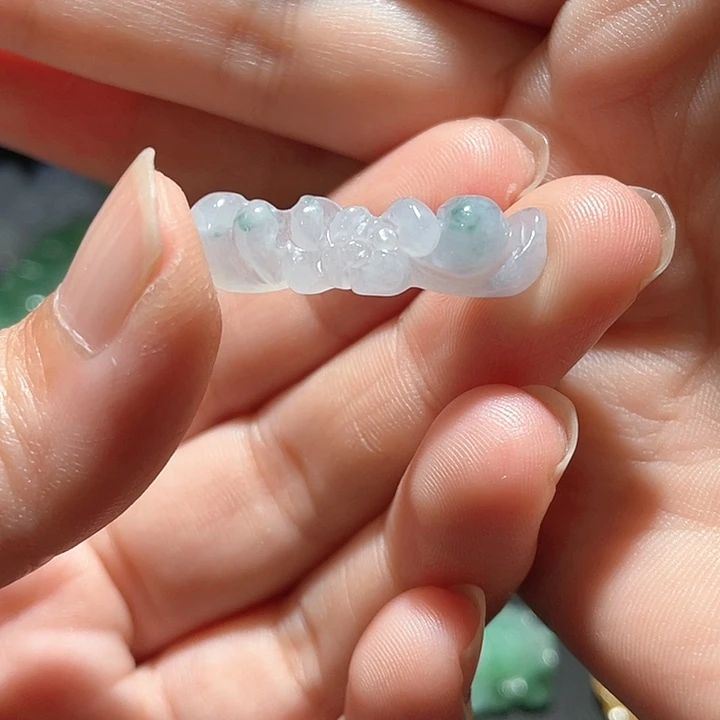 颈饰未镶嵌翡翠天