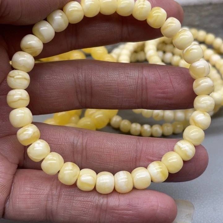 琥珀未镶嵌裸石手串