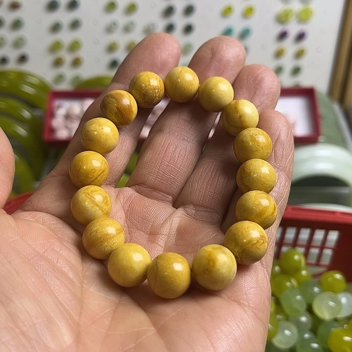合金蛇纹石玉颈饰