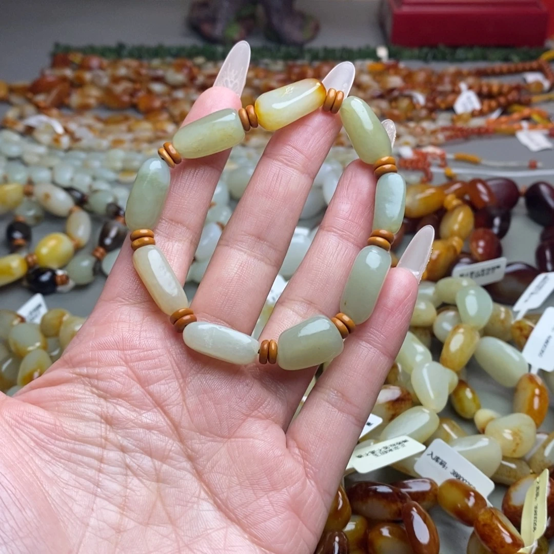 和田玉未镶嵌手链