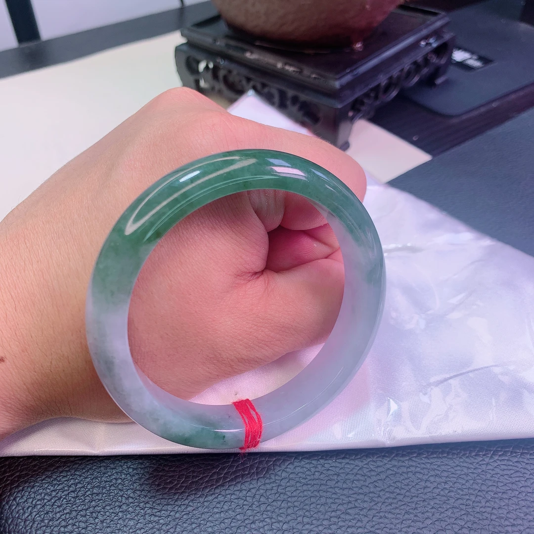 0675号缅甸天然A货翡翠女款手镯59-60圈口糯冰半山水正圈手镯