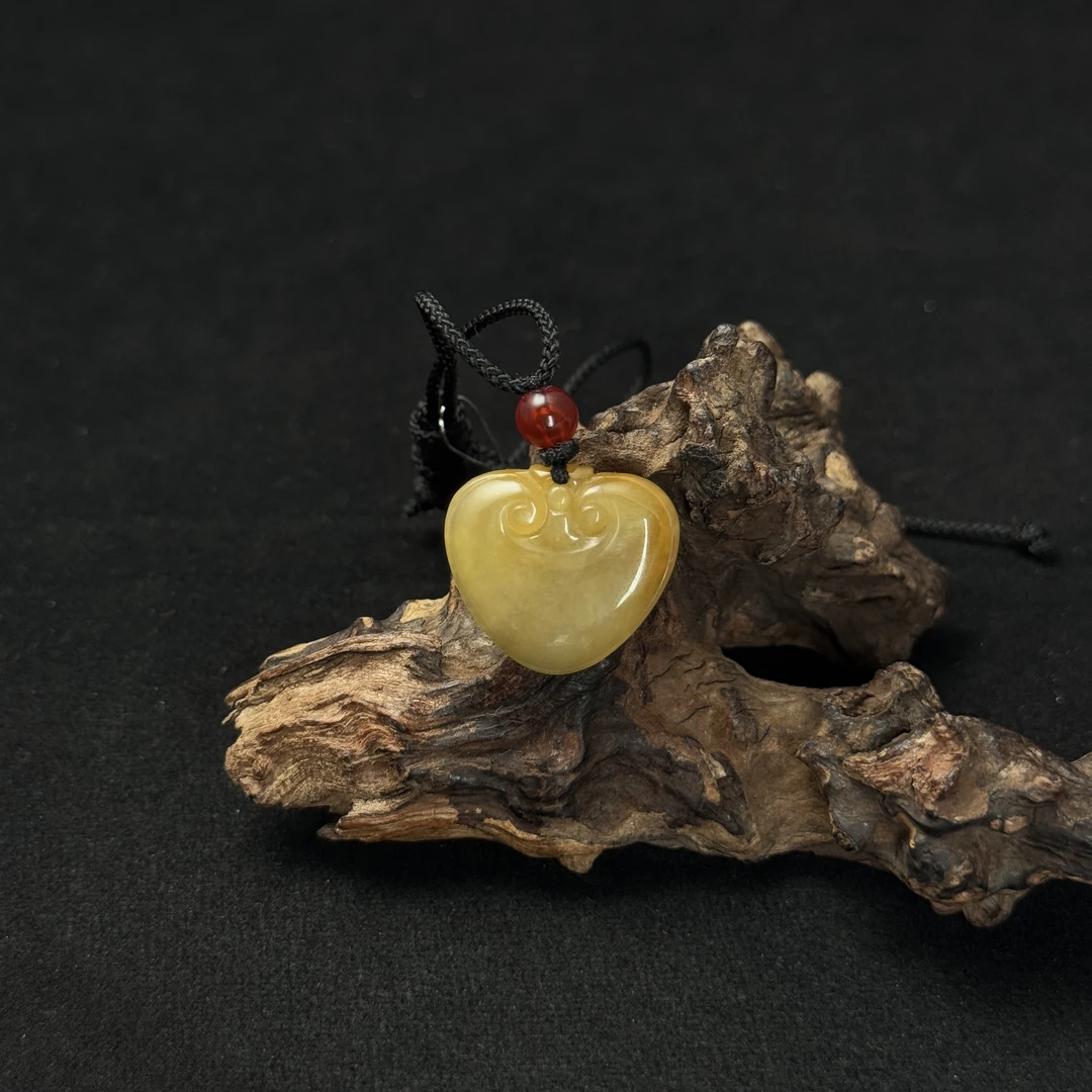 【诚翠拍品第九十九期午】翡翠47吊坠WGZ4018