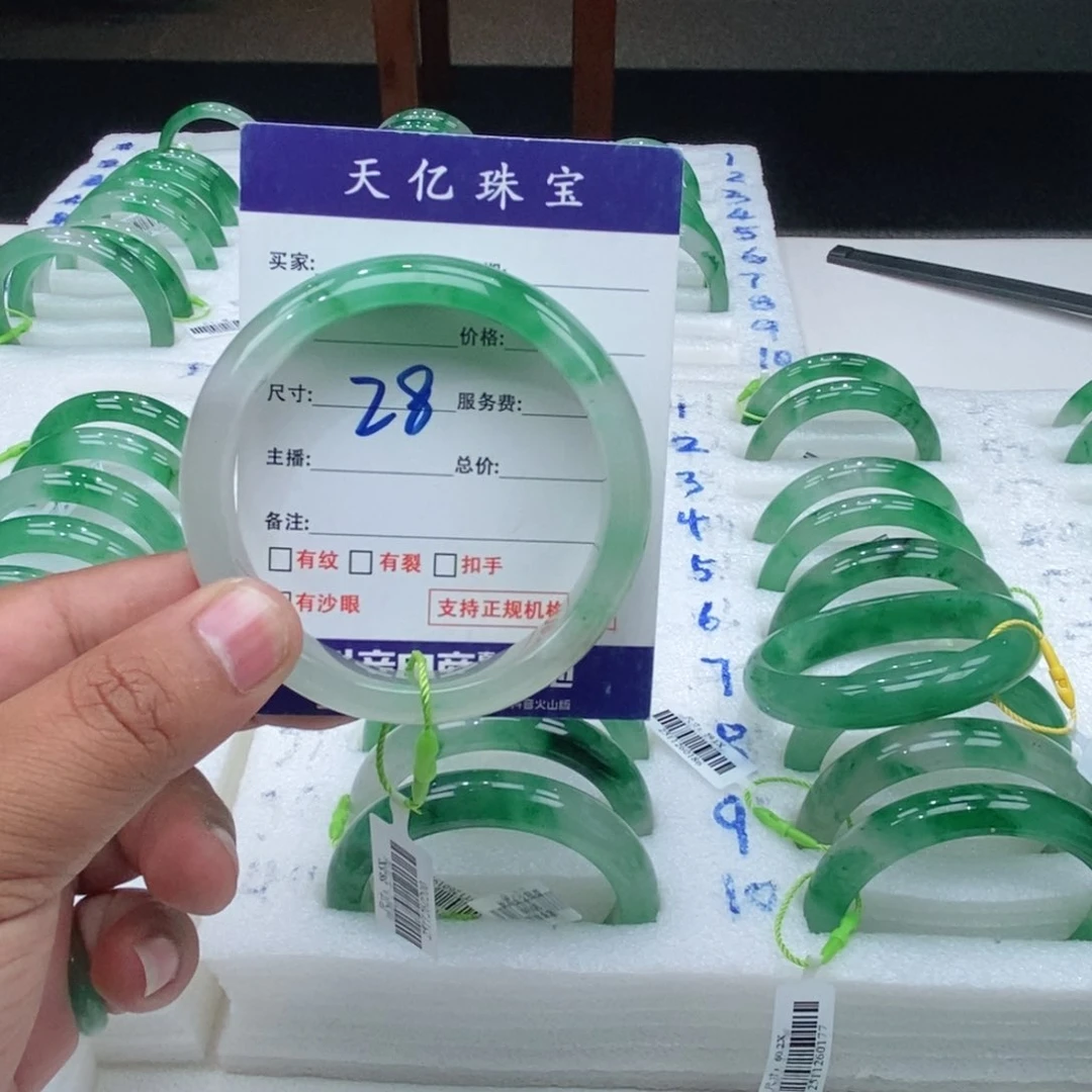 未镶嵌手串石英质玉仓*59+