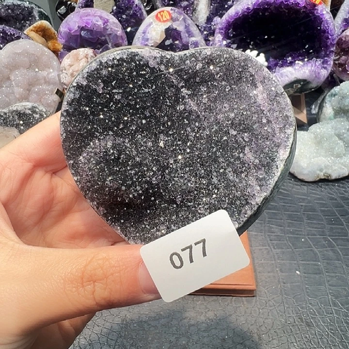 紫晶未镶嵌珠宝半成品