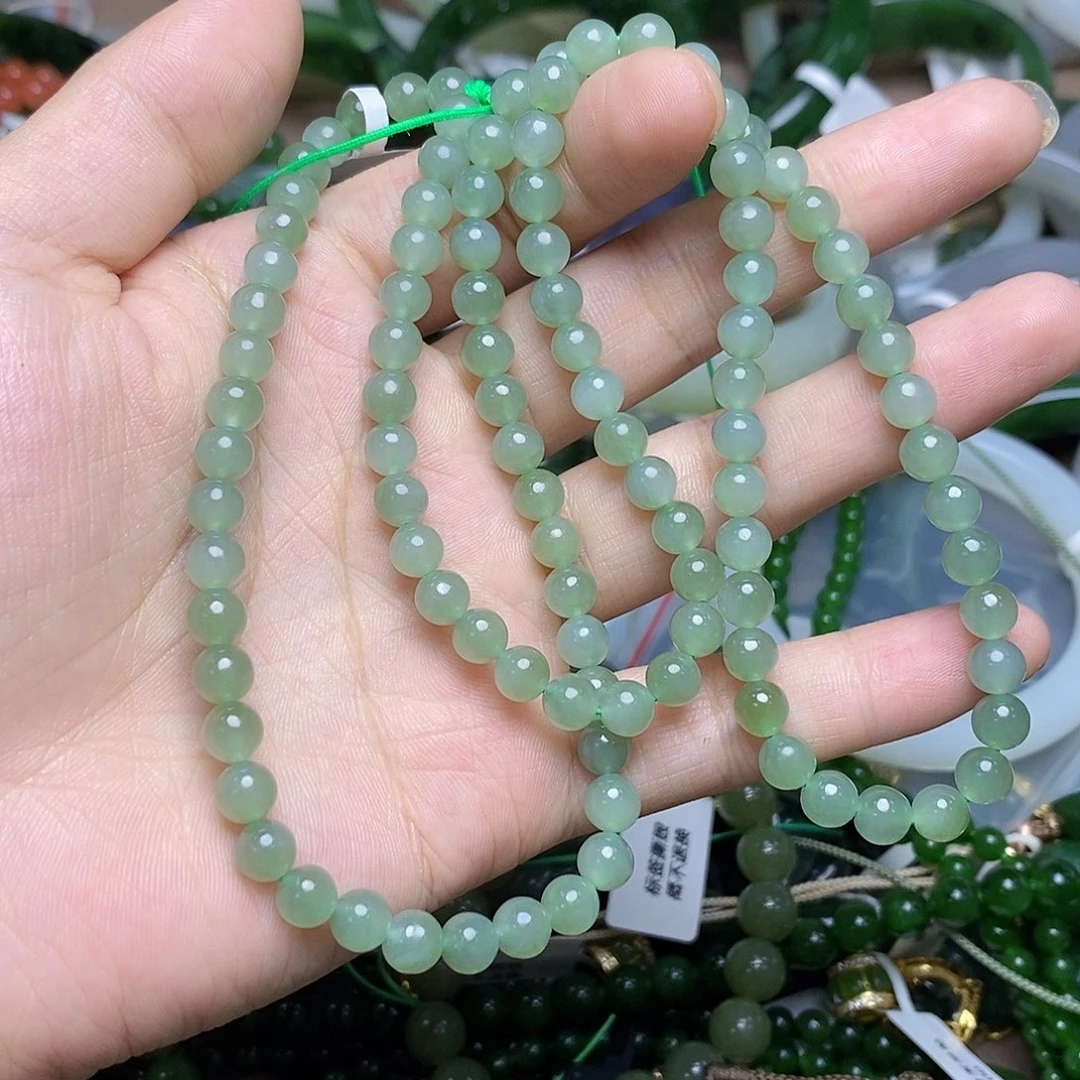 和田玉（碧玉）未镶嵌颈饰