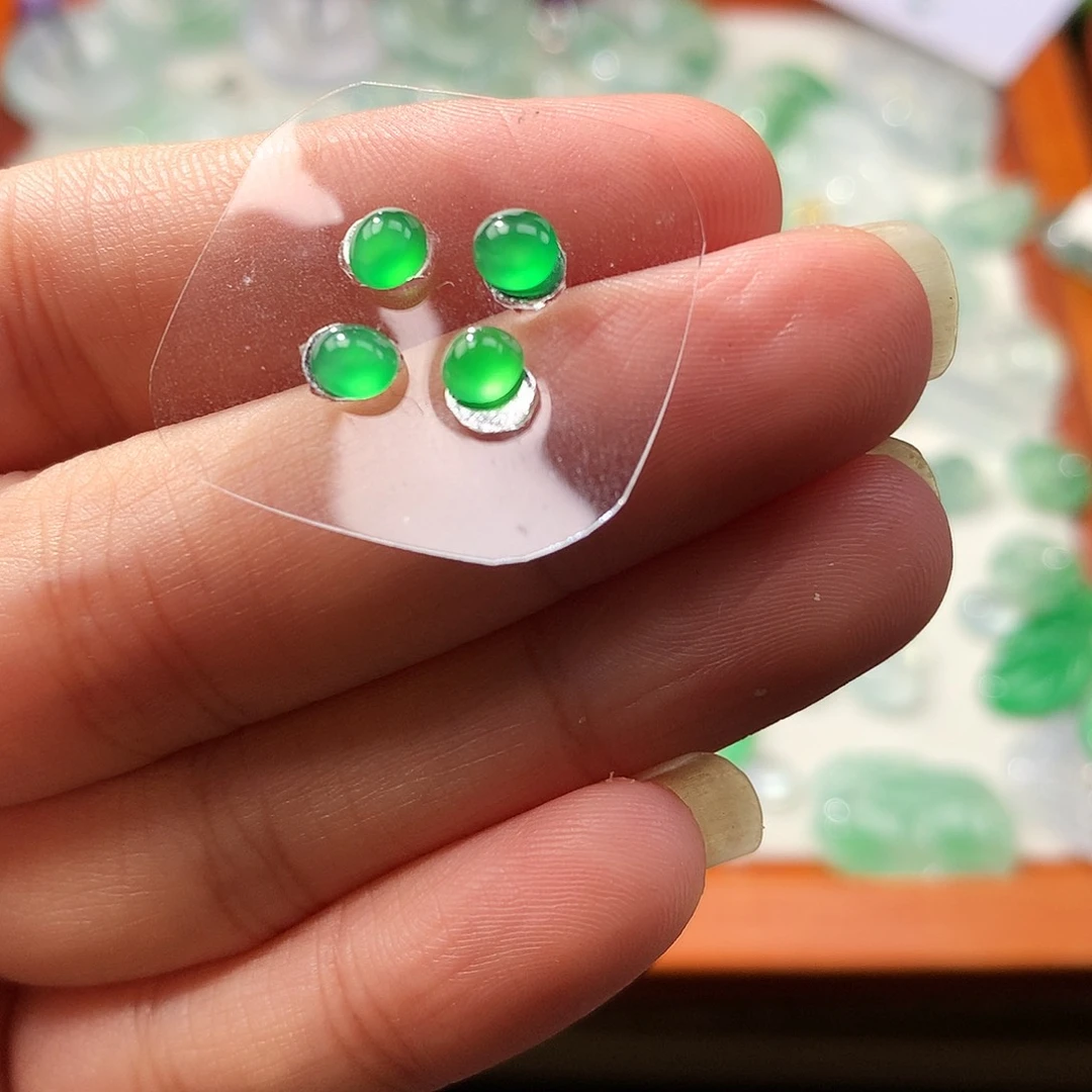 翡翠未镶嵌吊坠(不含链)一手