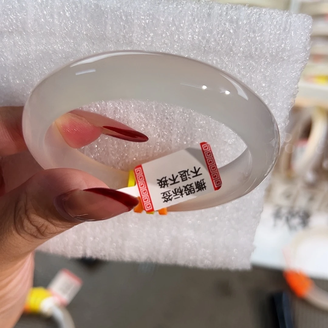 八***财手镯玛瑙/玉髓未镶嵌
