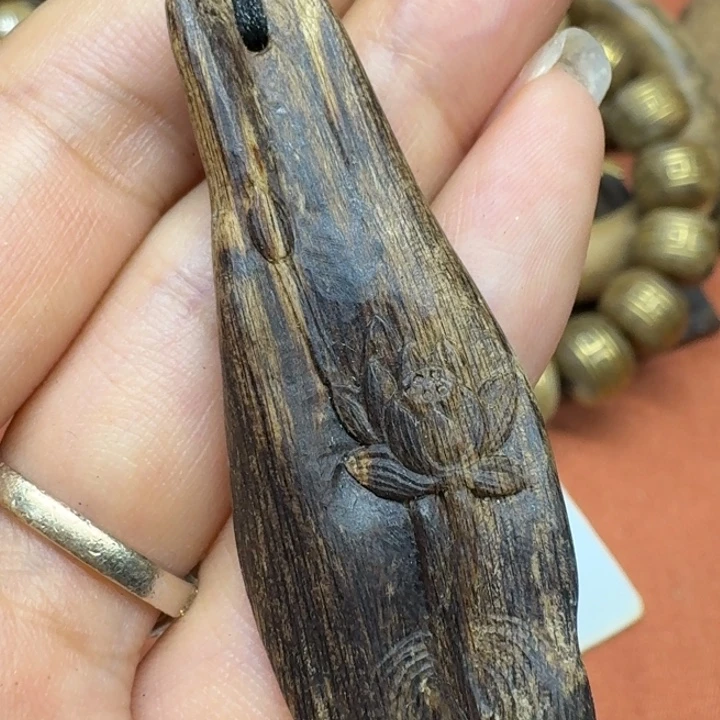 大叶紫檀（黑酸枝木类）