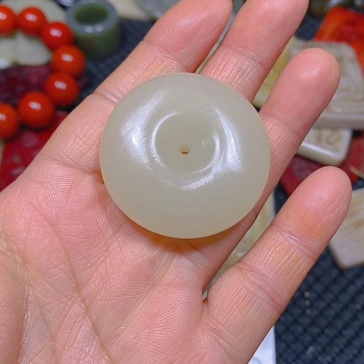 未镶嵌手链和田玉（糖玉）