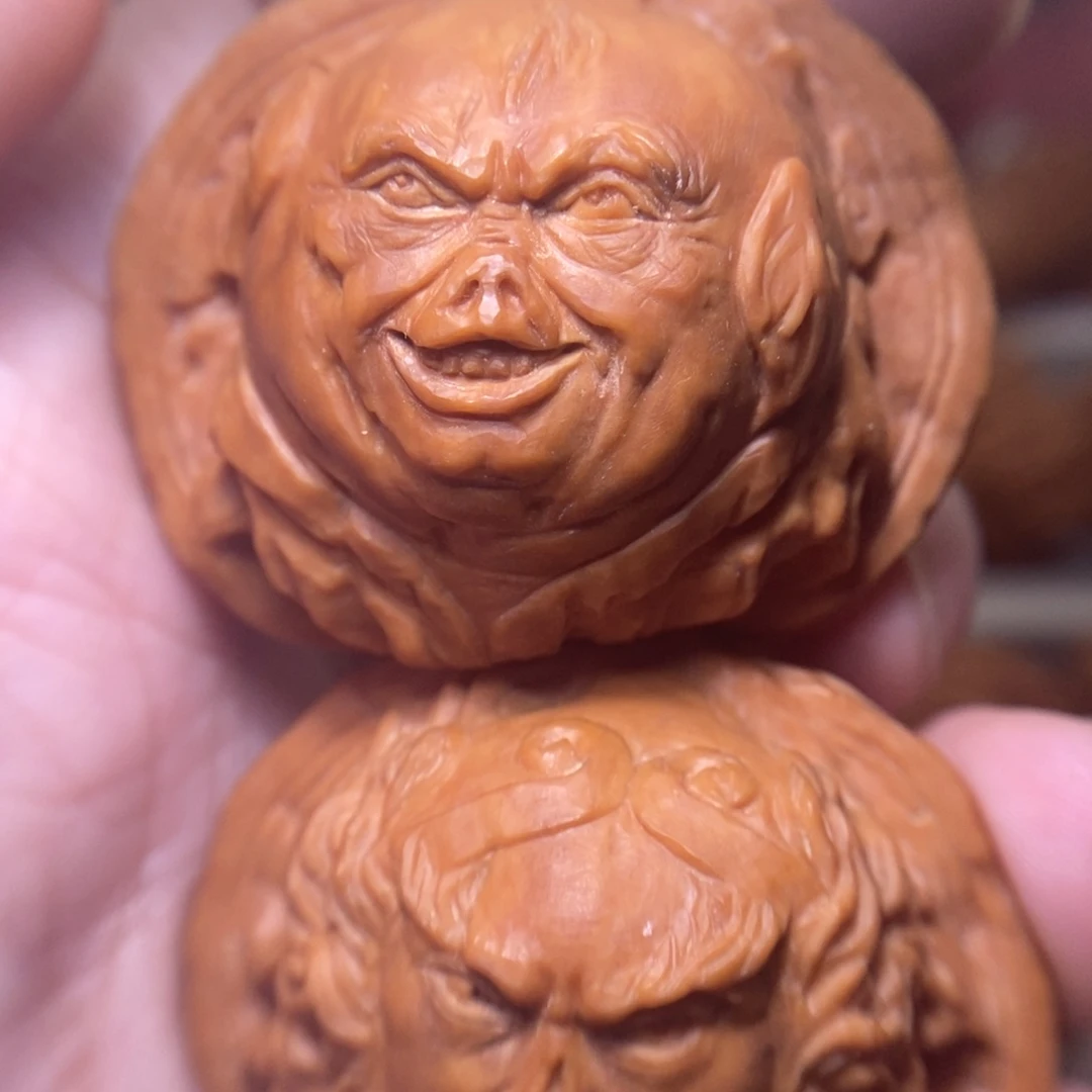 文玩核桃把件纯手工雕刻西游记